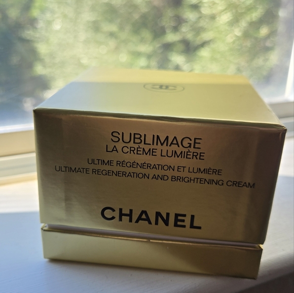 SUBLIMAGE LA CRÈME LUMIÈREUltimate Regeneration & Brightening Cream 1.7 oz. - Picture 8 of 9